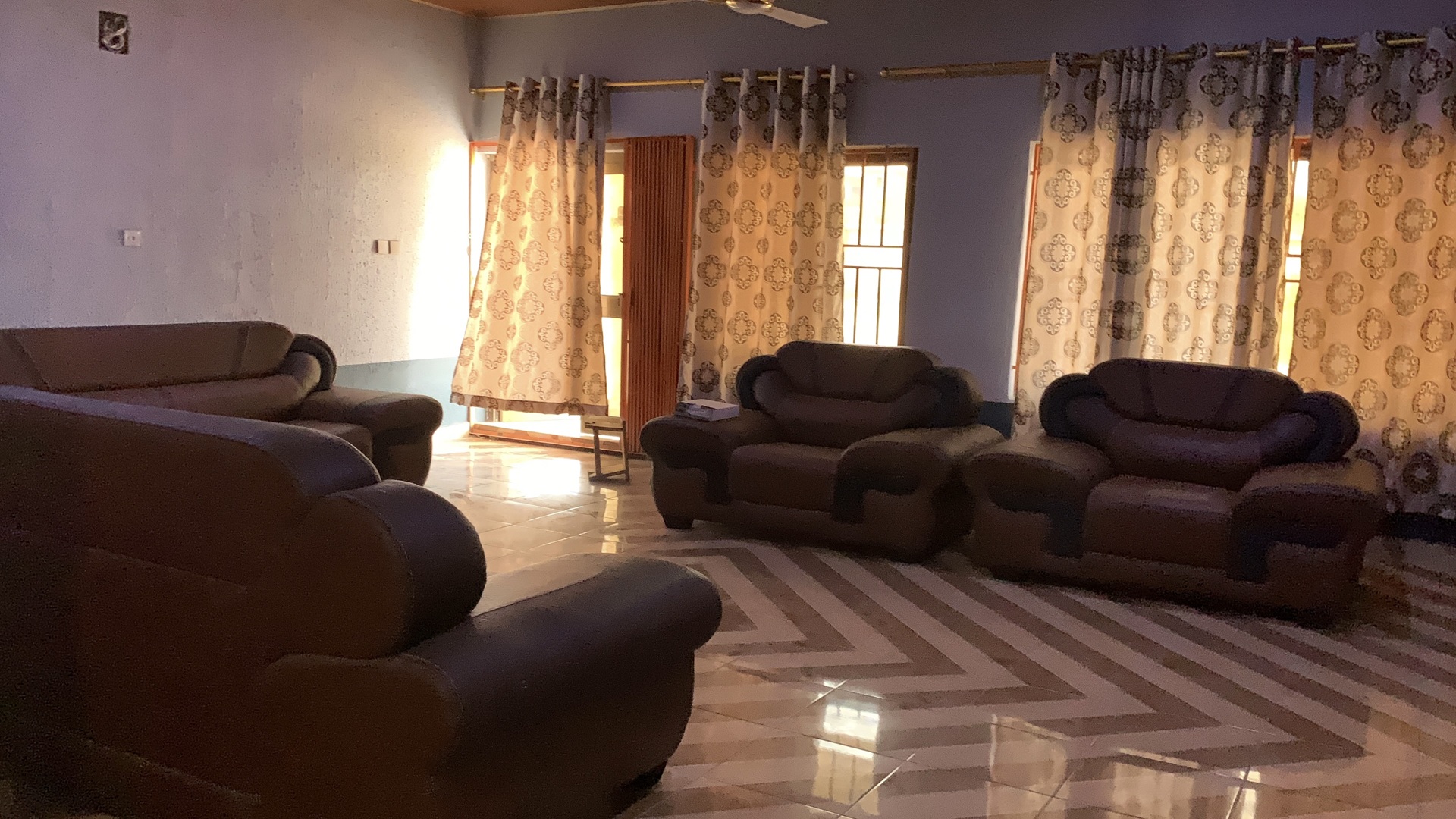 Fully furnished 3-bedroom apartment (Hall and Kitchen)