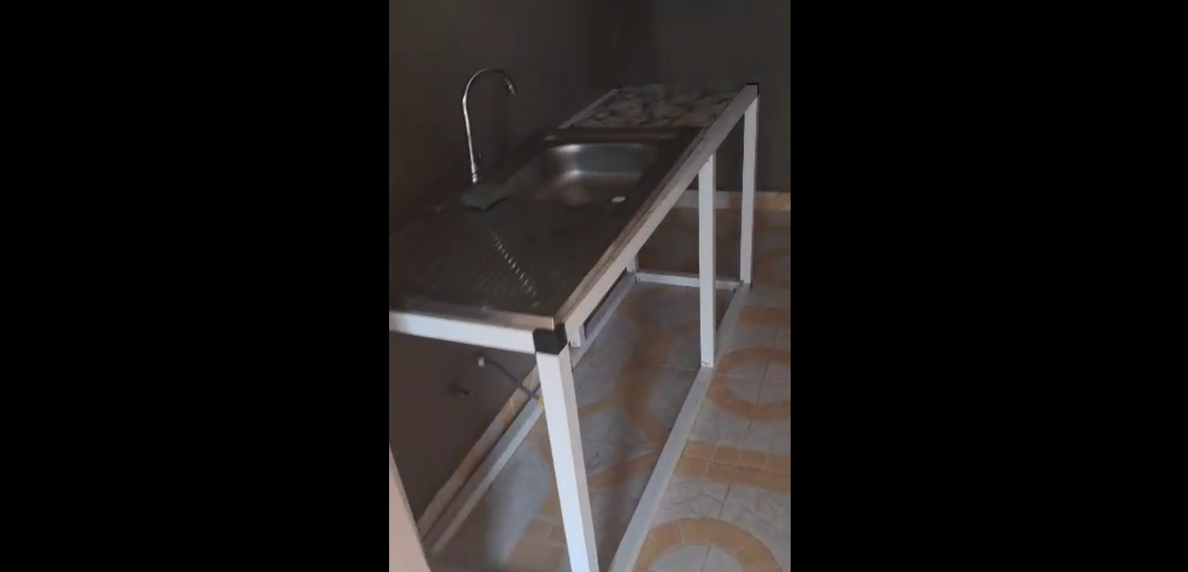 Single Room Self Contained for Rent